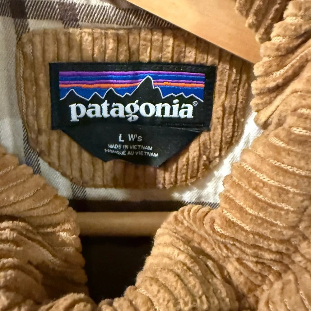 Patagonia Womens Cord Fjord Jacket - L - Like New (Worn Once) - Nest Brown - Picture 2 of 6